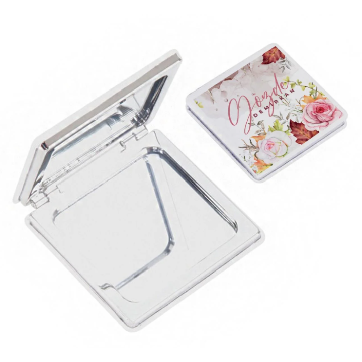 Месечна кутия за жени